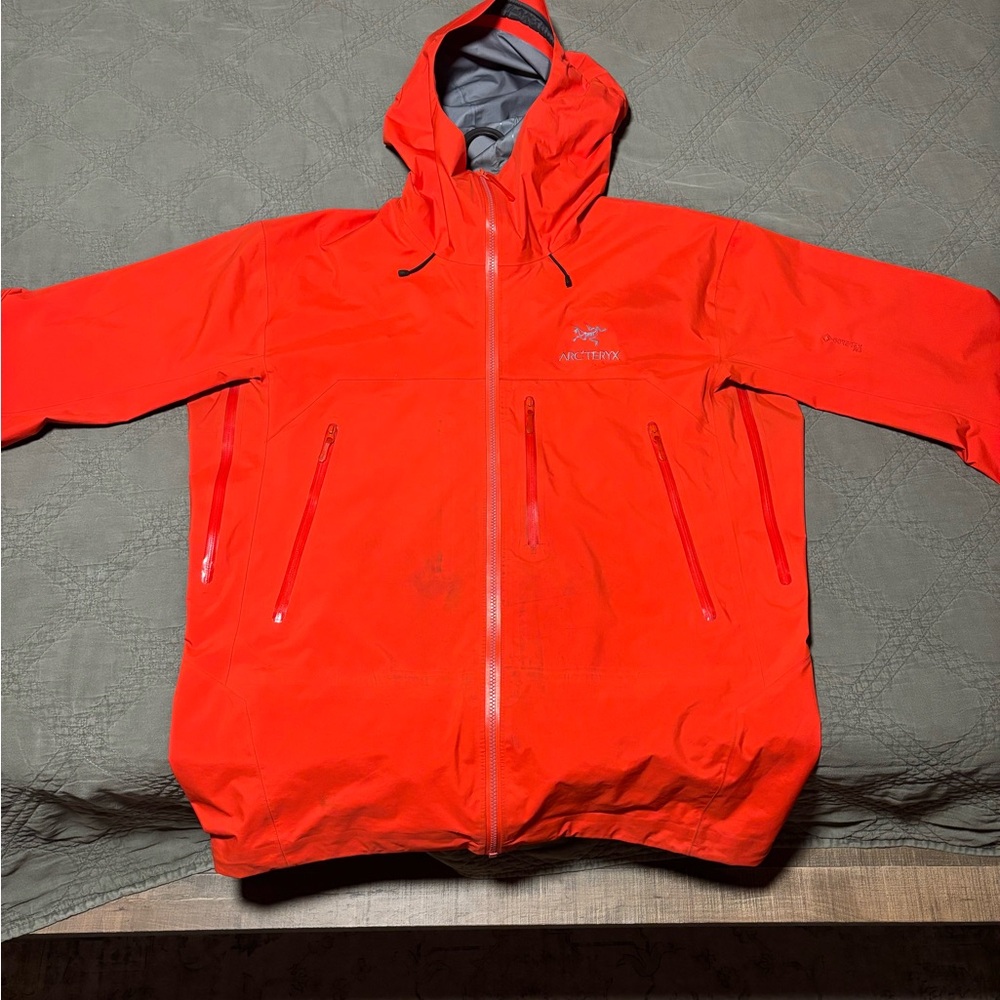 Arc'teryx Men's Beta SV